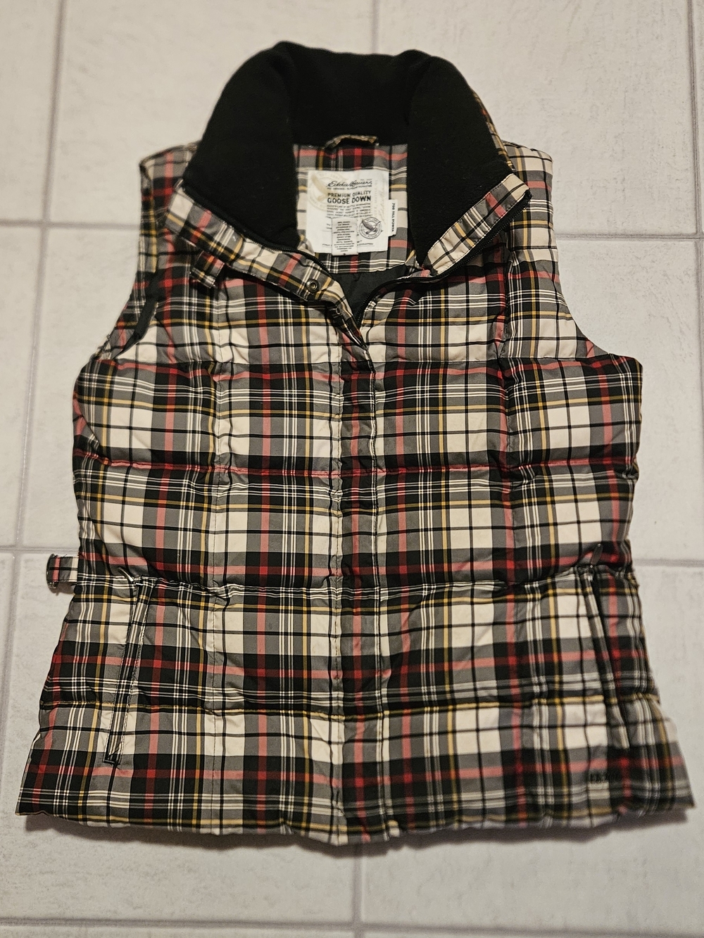 Eddie Bauer EB700 Tartan Plaid Goose Down Vest in Cream, Red & Black